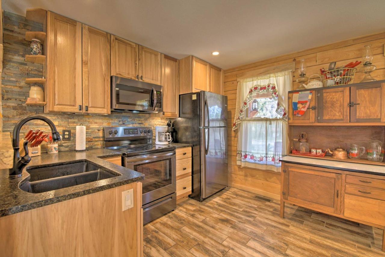 Quiet Hollister Cabin Walk To Lake Taneycomo Bagian luar foto