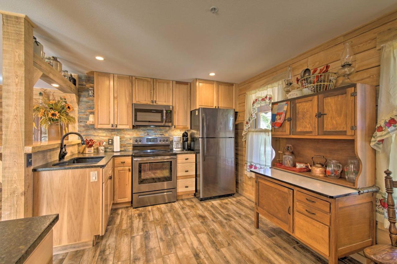 Quiet Hollister Cabin Walk To Lake Taneycomo Bagian luar foto