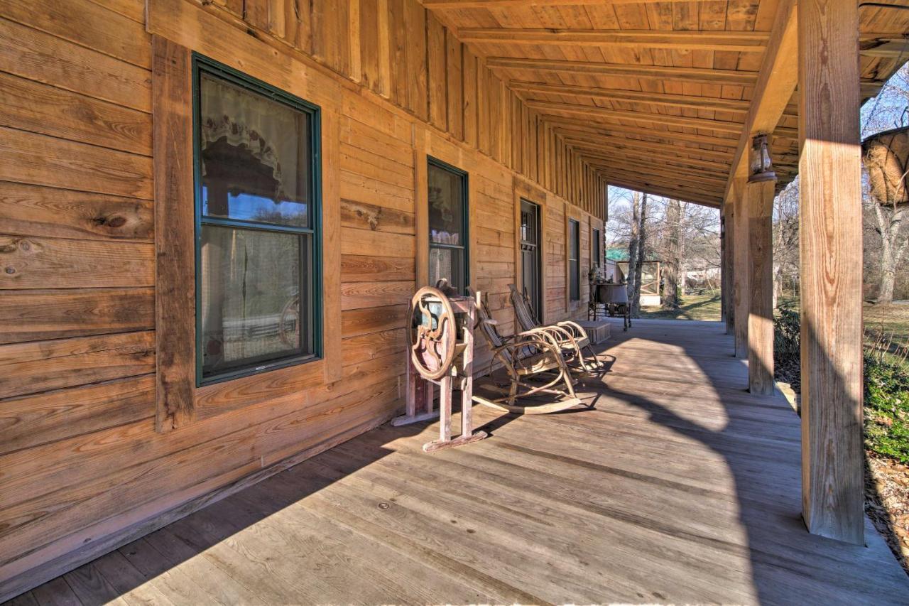 Quiet Hollister Cabin Walk To Lake Taneycomo Bagian luar foto